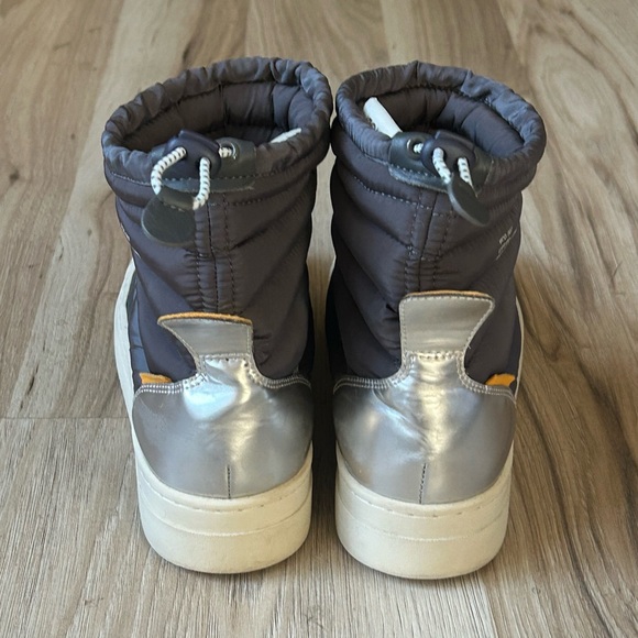 Oncept Lima Anthracite Puffer Slip On Winter Boot Metallic Silver, Gray Sz 6/5.5 - Picture 6 of 10